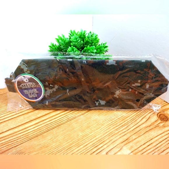 Men's Travel Bag Digital Camo - Picture 7 of 7